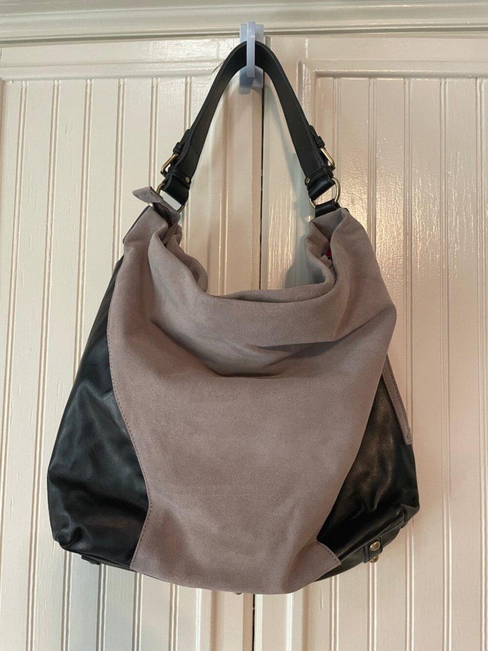 Ellington Isabel Hobo Bag, NWOT, Gray and Black - Picture 4 of 4
